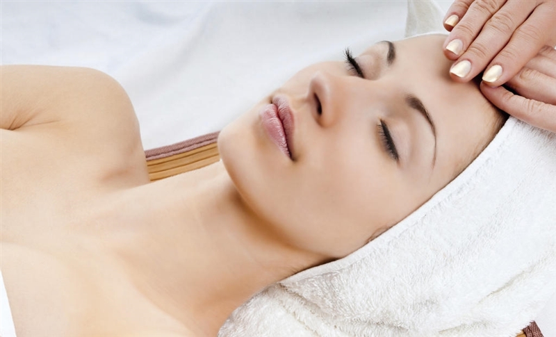 Thắp sáng làn da cơ thể bằng liệu pháp thiên nhiên