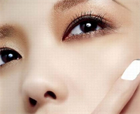 Bị mụn trứng cá 10 năm, cách nào chữa khỏi nhanh và an toàn nhất?