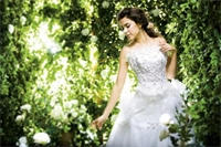 Muốn mặc váy cưới đẹp trước tiên phải có làn da trắng mịn không tì vết